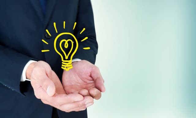 ベンチャー企業の「伴走型アドバイザー」とは何をする仕事か：1日の流れと案件フローから理解する