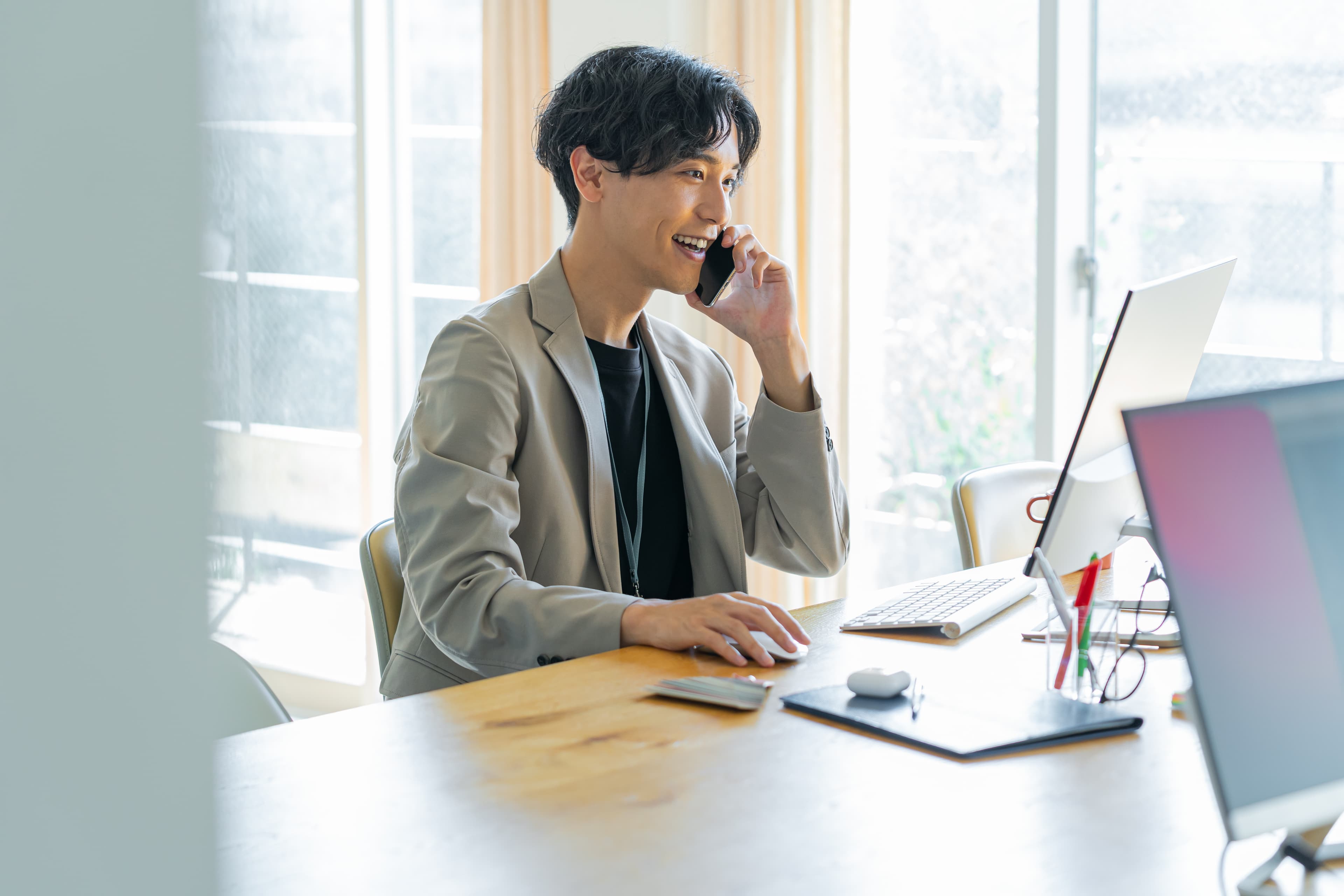 UI/UXデザイナーってどこまでやるの？──ジェイ・ラインの案件を例に「役割・1日の流れ・関わる人」ぜんぶ見せます