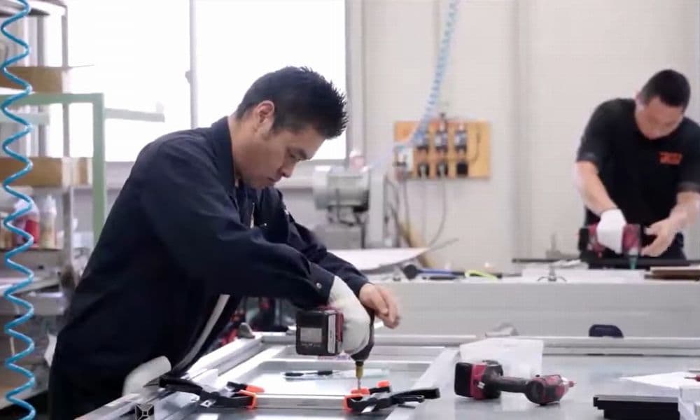 【工場ツアー解説】「看板づくりの製造職」はライン作業じゃない？NC加工〜組立までまるっとわかる職種ガイド