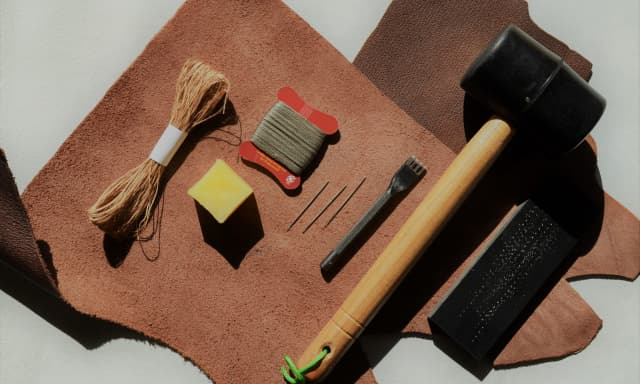 「作る」と「直す」はここが違う！製造業からの転職で押さえるべきレザーリペア業界の仕事のリアル