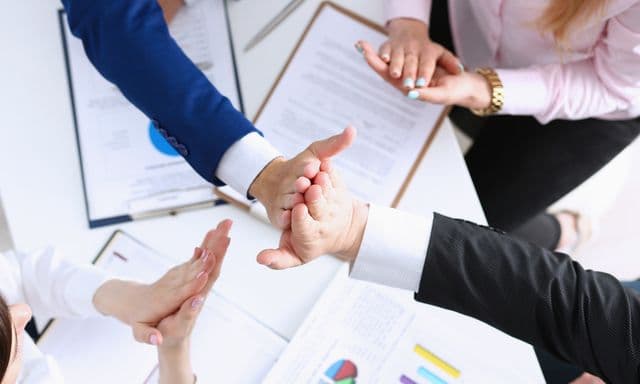 社員に聞いた！「この事務所で働いてよかった瞬間」ベスト5｜三方善の現場ストーリー
