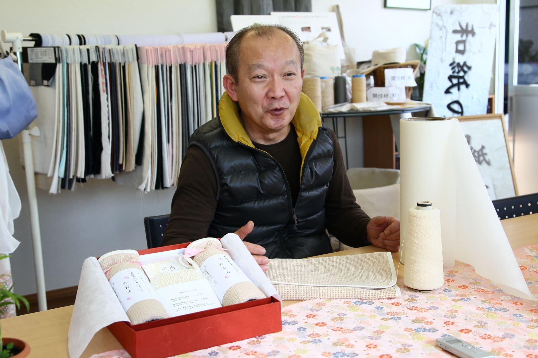 「和紙の布」・「木糸（もくいと）」で世界に挑戦！ 独自開発で繊維産業の未来を紡いだ町工場
