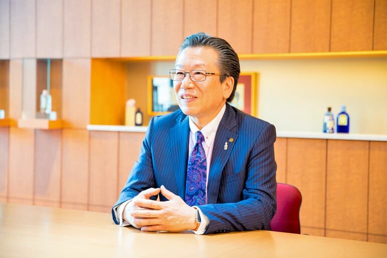 「明色化粧品」140年の精神。創業精神に立ち返った、どん底からの復活劇