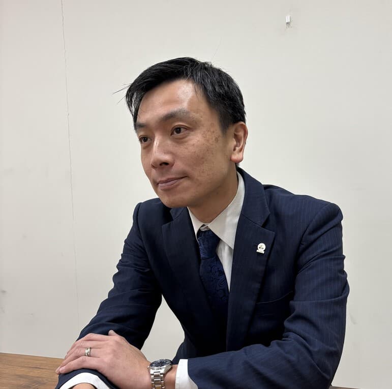 ゴム商社とメーカーを率いる3代目社長。100年企業への挑戦