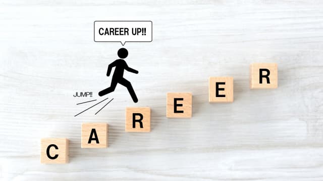 【キャリア比較】人材紹介/研修会社/組織人事コンサルの違いを“介入の深さ”で徹底解説──「変革実装者」志望ならどこを選ぶべき?
