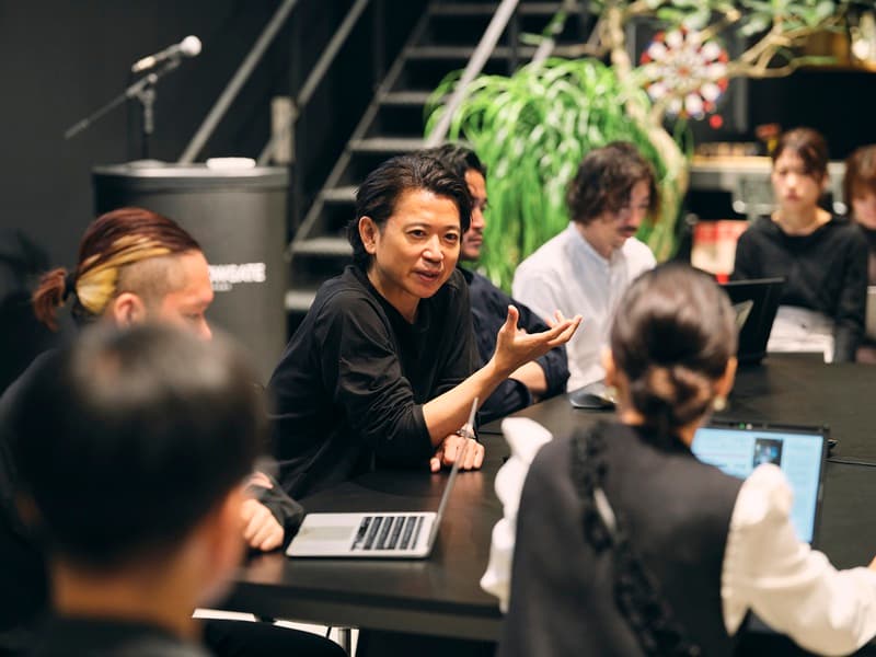 大阪から<世界一変わった会社>を創る、企業ブランディングの若きイノベーター