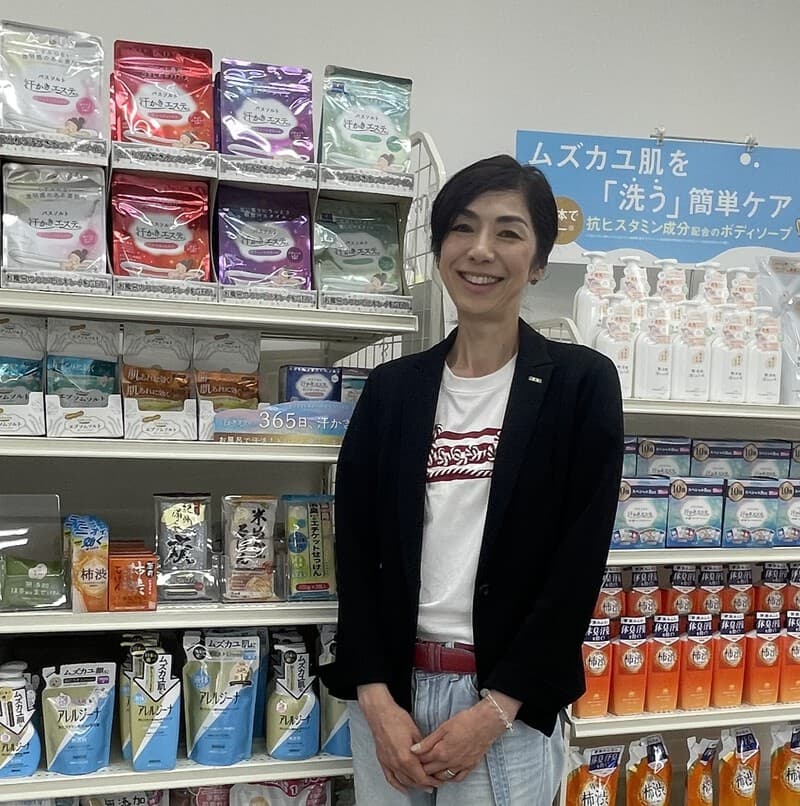 度重なる転移を繰り返し、余命宣告まで受けたガンを克服、総合化粧品メーカーへの扉を開いた女性社長