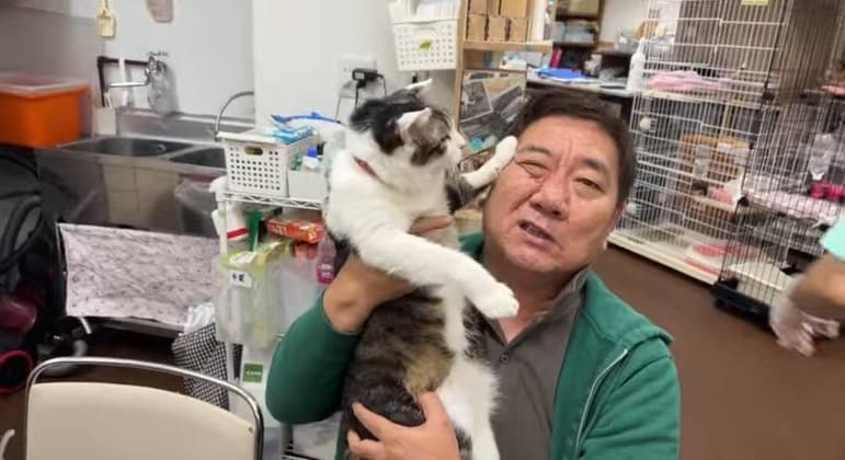 「猫の恩返し」と猫に恩返し ~どん底からのV字回復したあるジオラマ食堂物語~